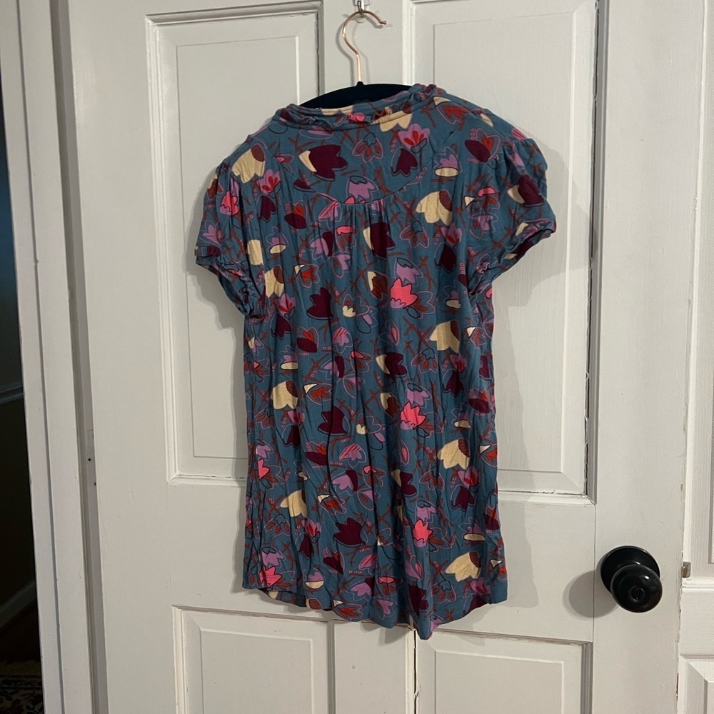 Alt color Marc Jacobs top ASO Summer Roberts on the OC - Picture 8 of 11